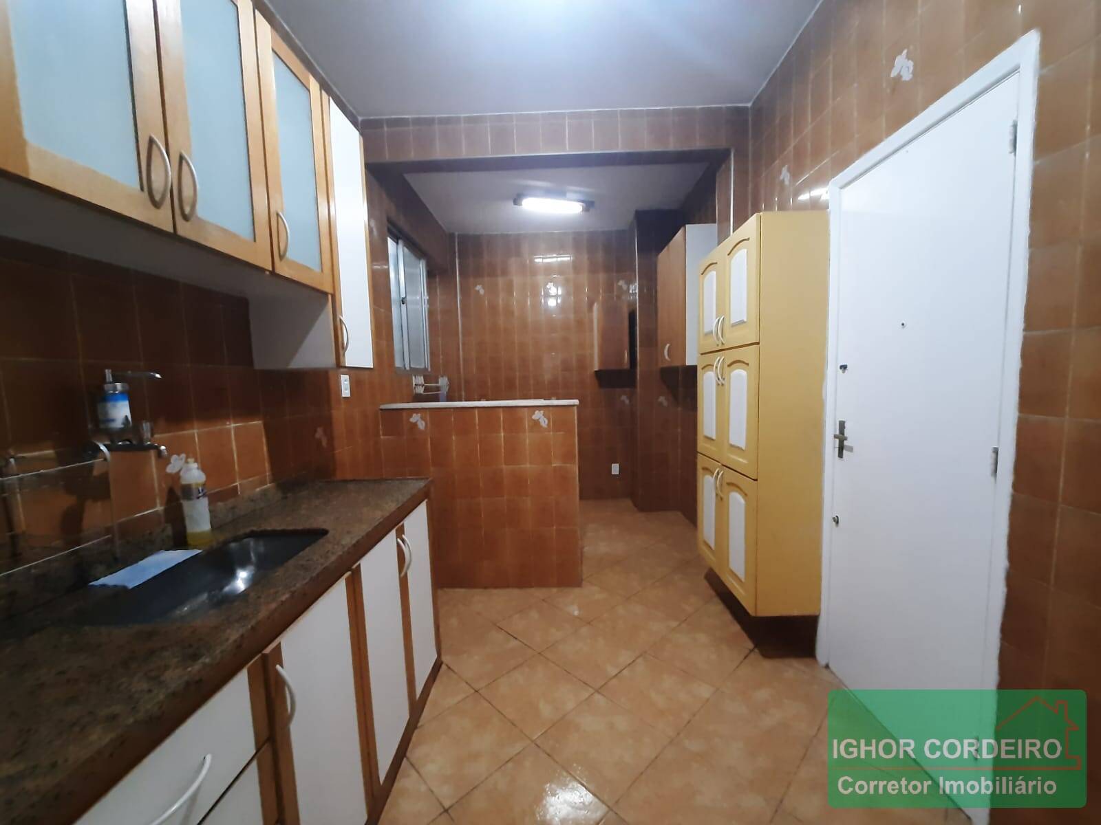 Apartamento à venda e aluguel com 2 quartos, 65m² - Foto 6