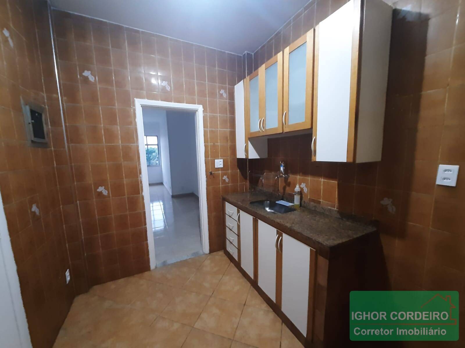 Apartamento à venda e aluguel com 2 quartos, 65m² - Foto 7