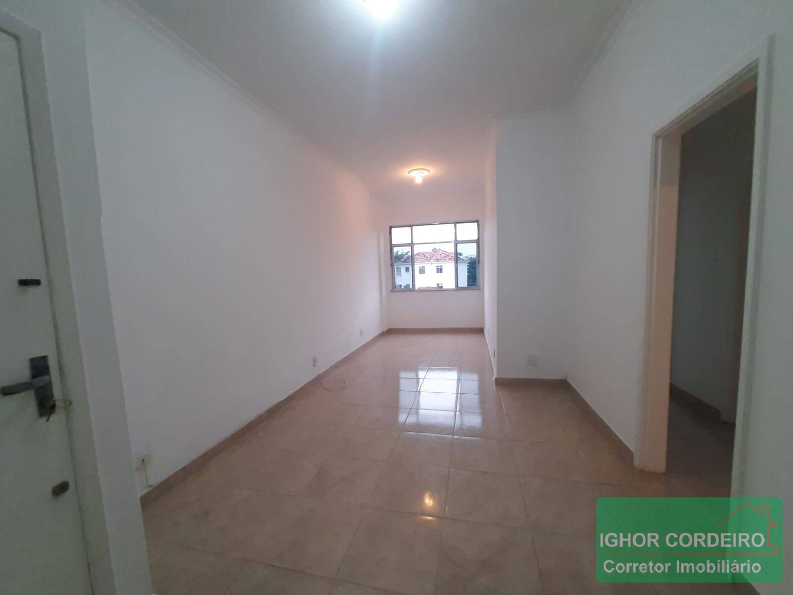 Apartamento à venda e aluguel com 2 quartos, 65m² - Foto 4