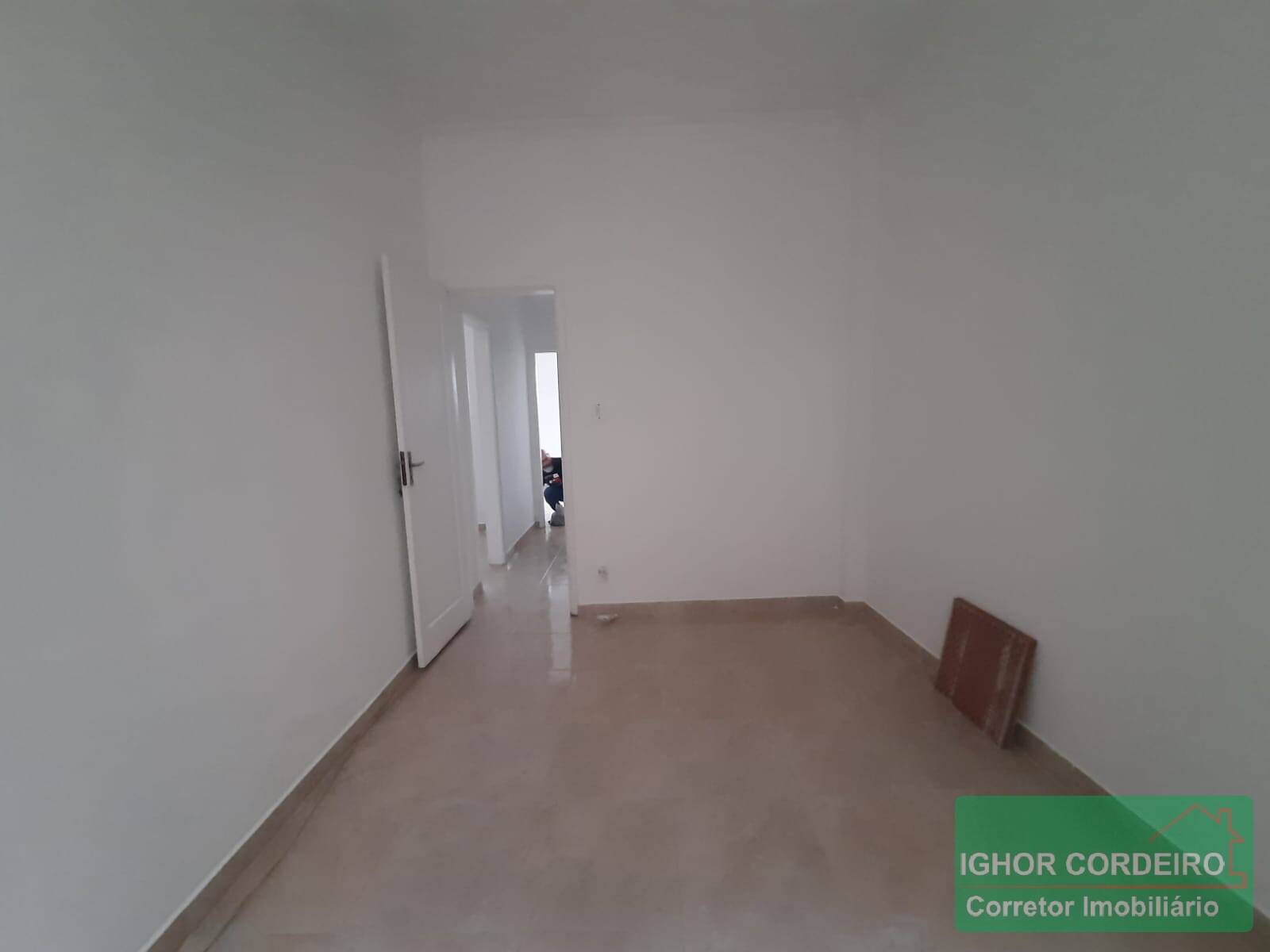 Apartamento à venda e aluguel com 2 quartos, 65m² - Foto 11